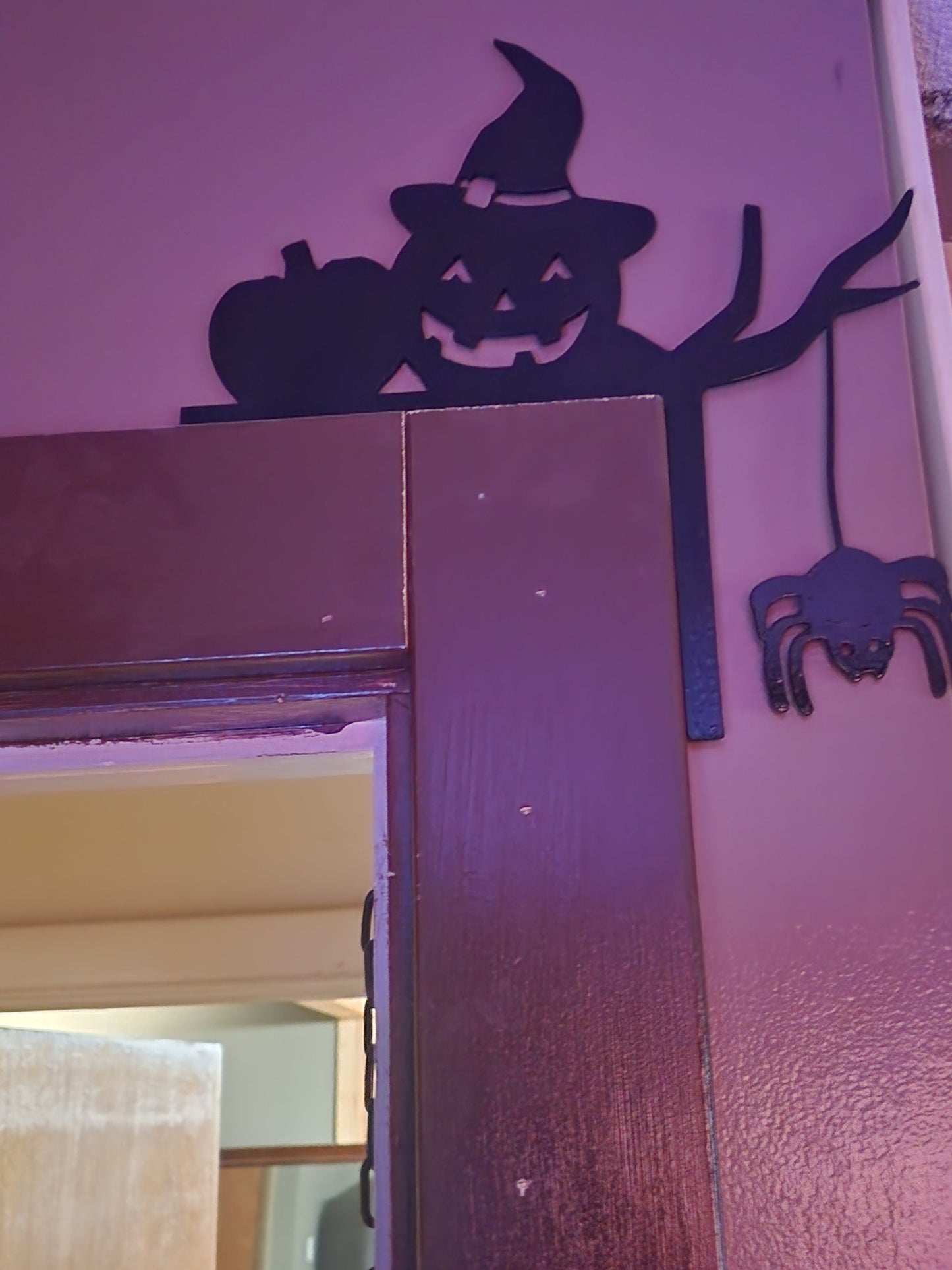 Halloween door corner decoration